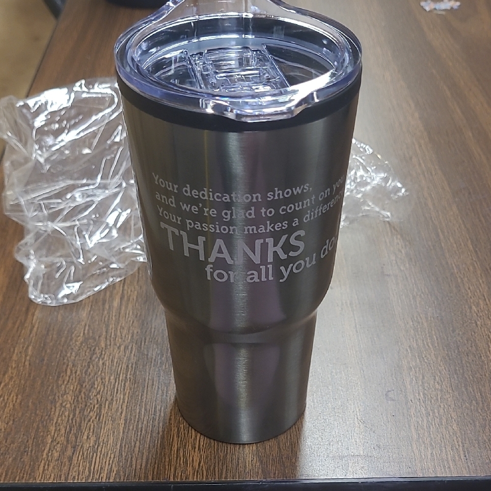 💜💜 Stainless Steel Colored Tumbler with Lid NWT
